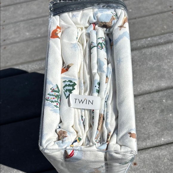 NWT Martha Stewart Winter Wonderland Flannel Twin Sheet Set, Soft Cozy and Warm - Picture 6 of 12